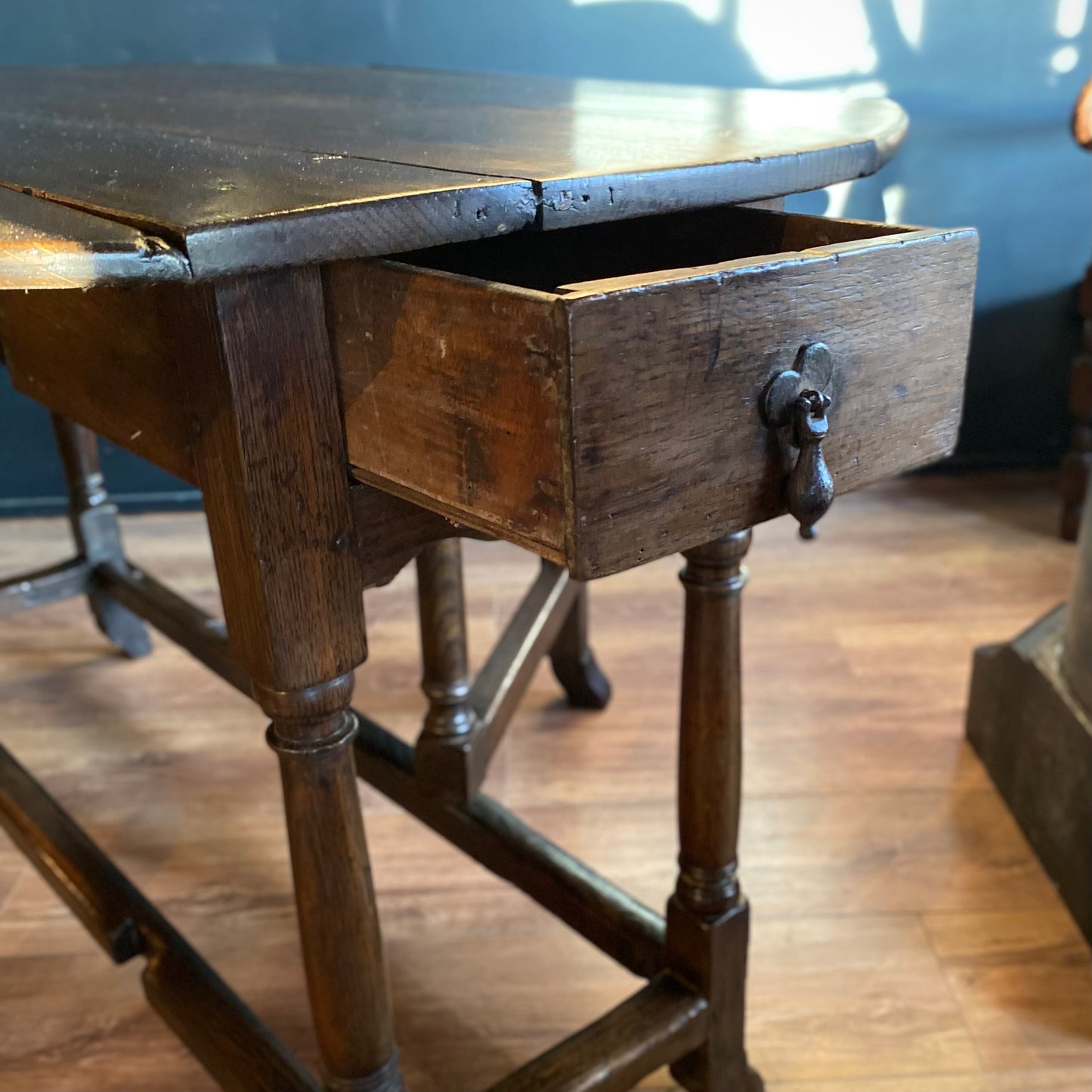 Charles I English Oak Gateleg Dining Table C.1640