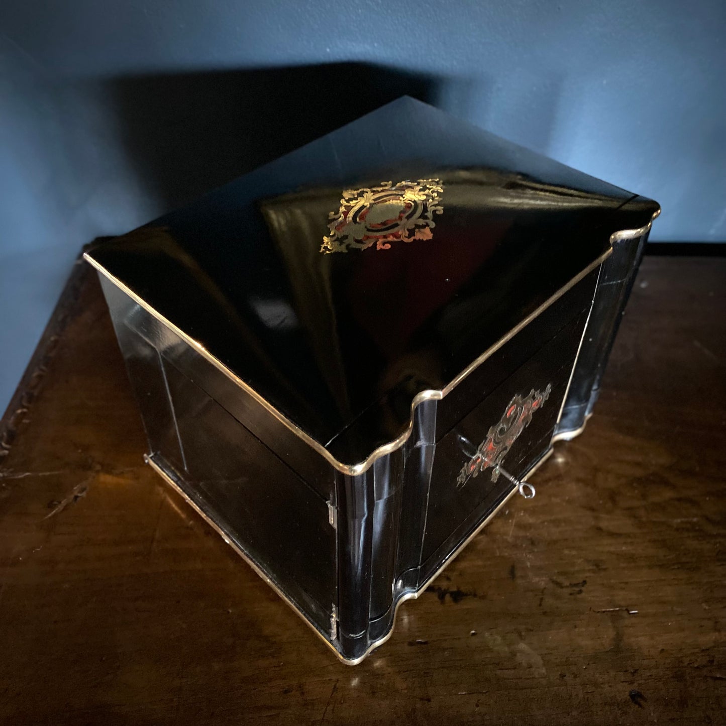 French Ebonised Cave a Liqueur C.1830