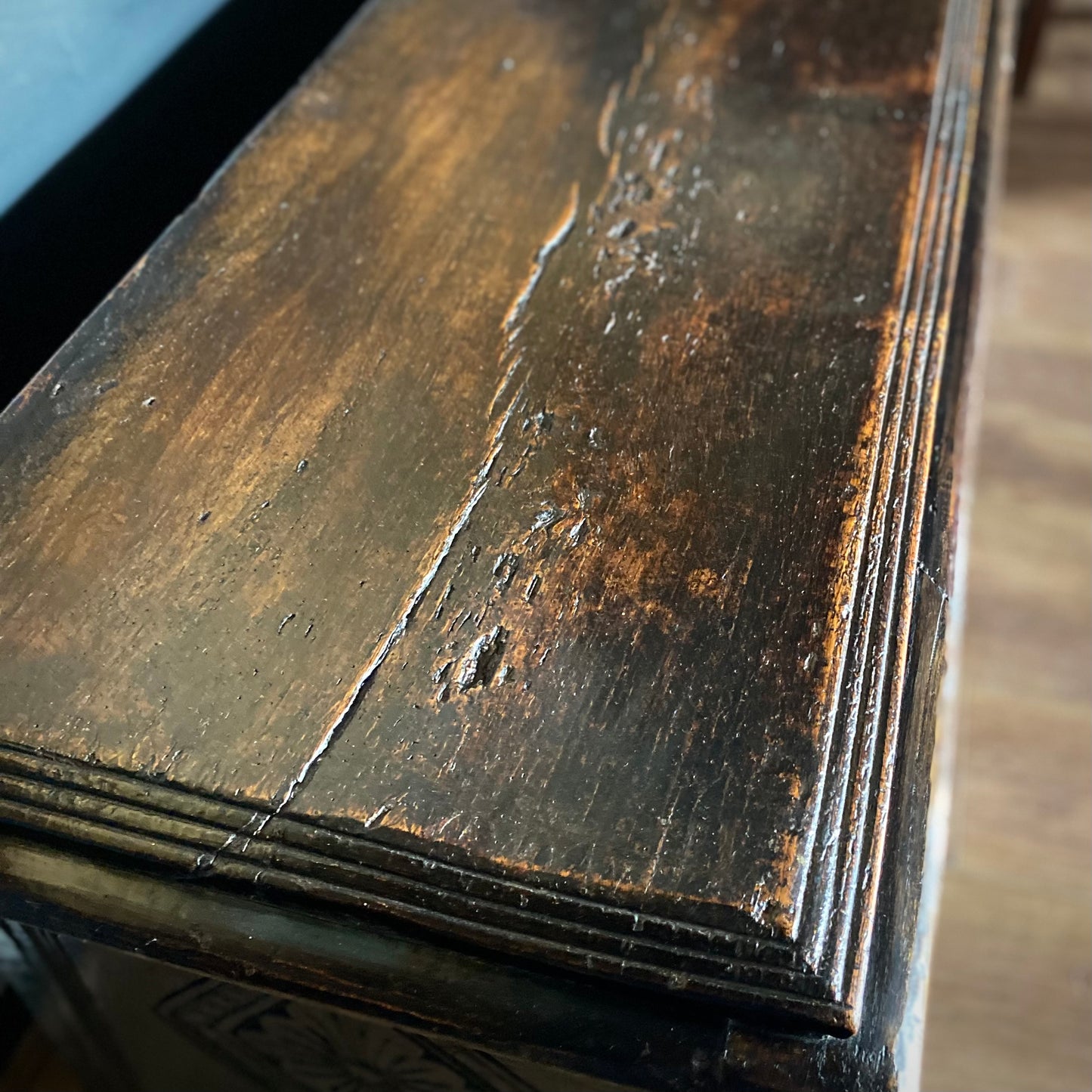 James I English Oak Coffer D.1613