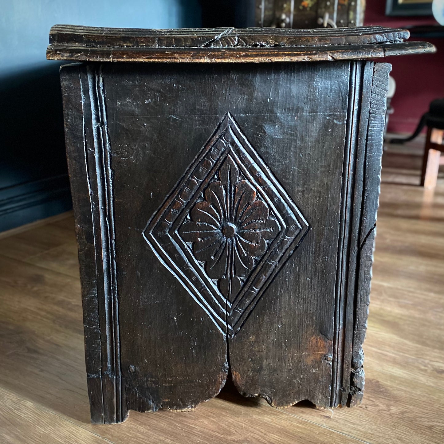 James I English Oak Coffer D.1613