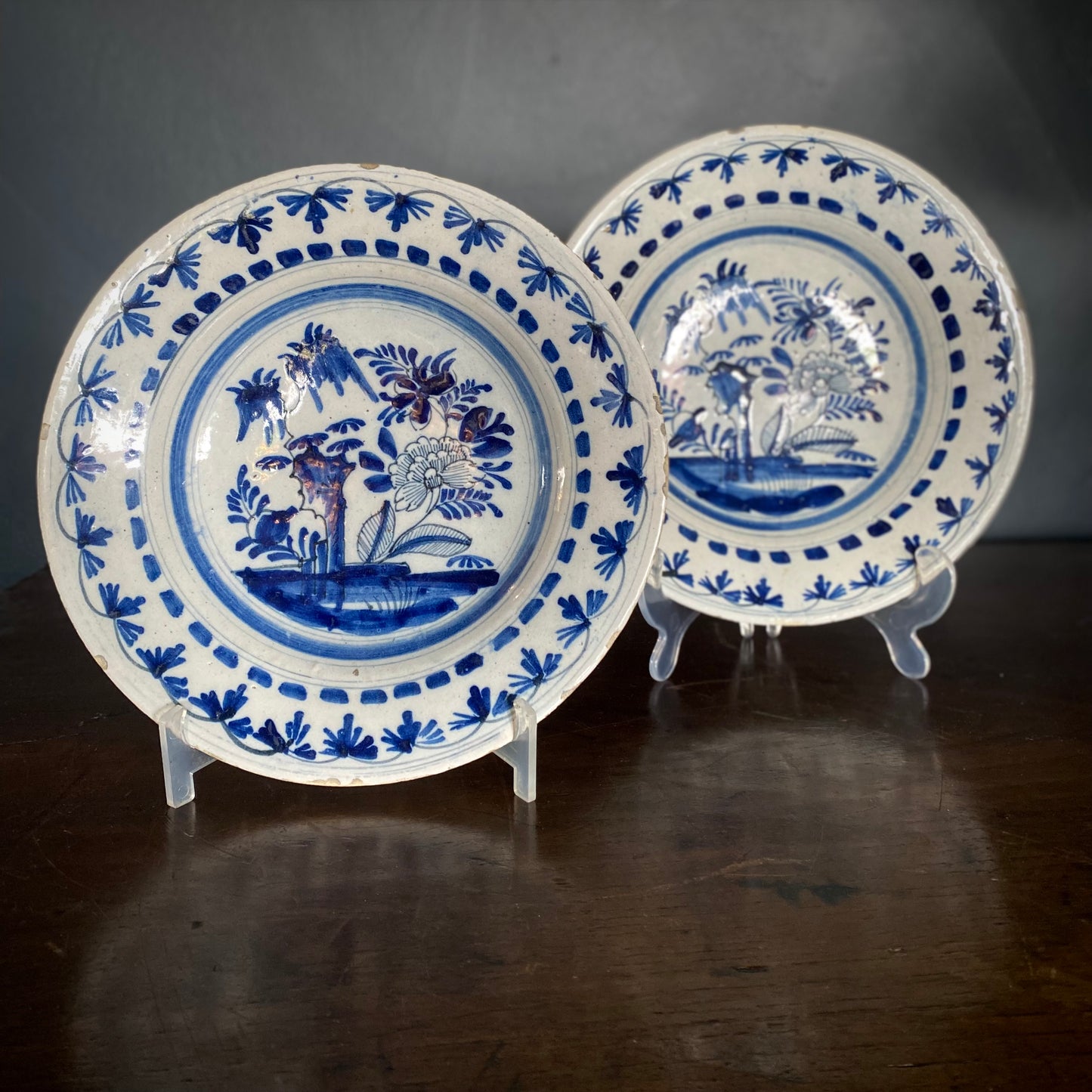 Pair of Delft Plates