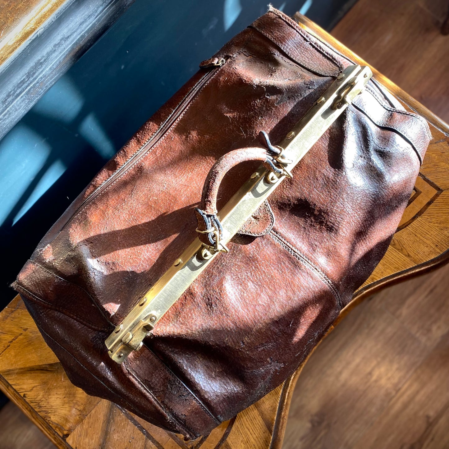 Early 20th Century Leather Gladstone Bag C.1920