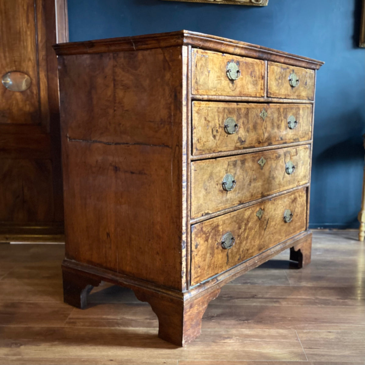 George I Walnut Chest of Drawers C.1720