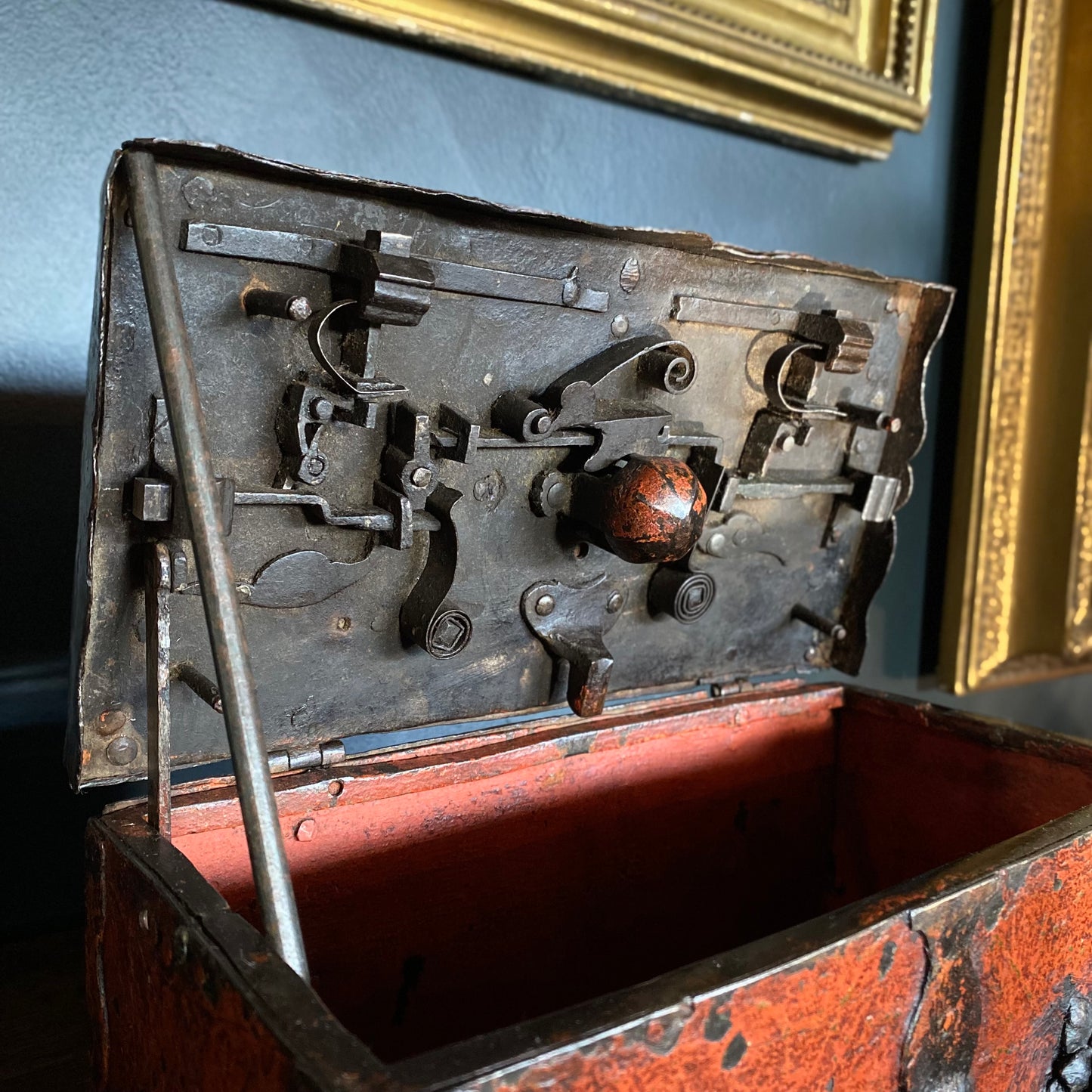 Elizabethan Armada Jewellery Strongbox C.1600