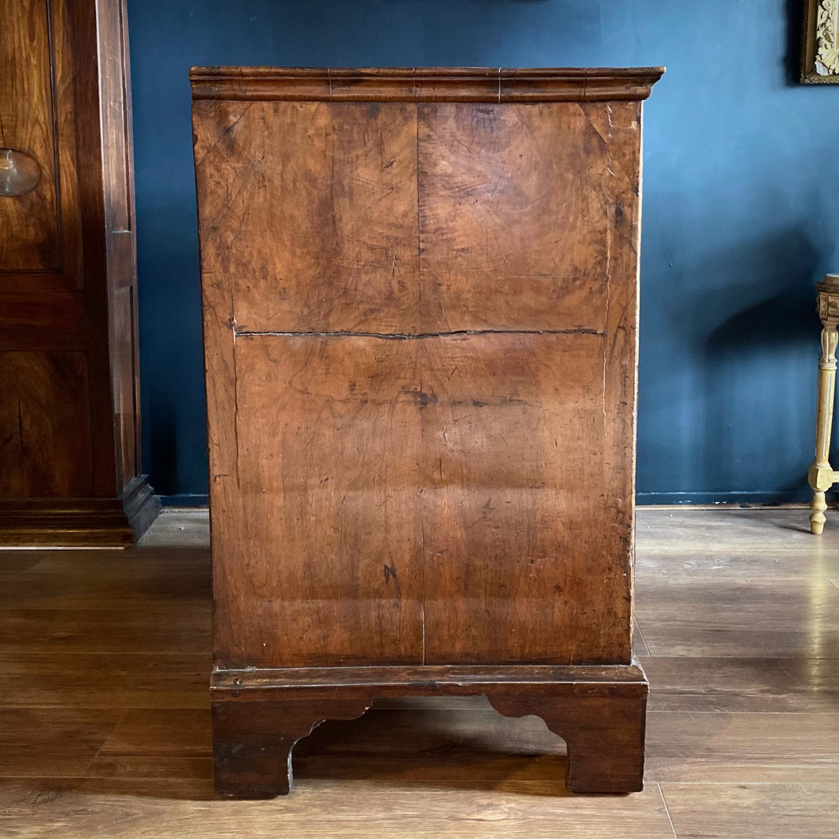 George I Walnut Chest of Drawers C.1720