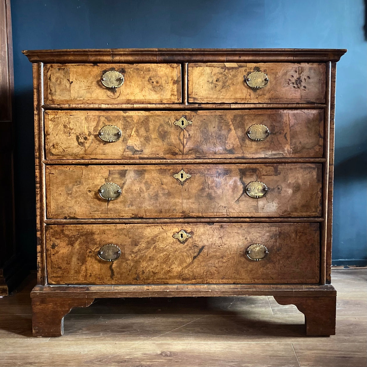 George I Walnut Chest of Drawers C.1720